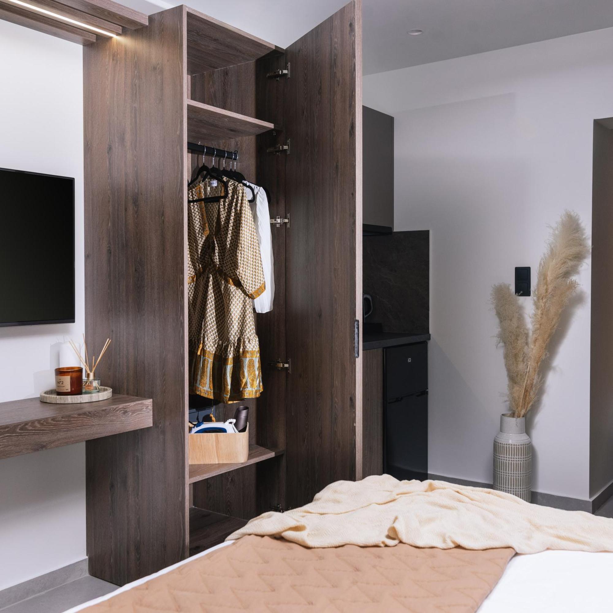 Alcyone Studios And Apartments Heraklion  Екстер'єр фото